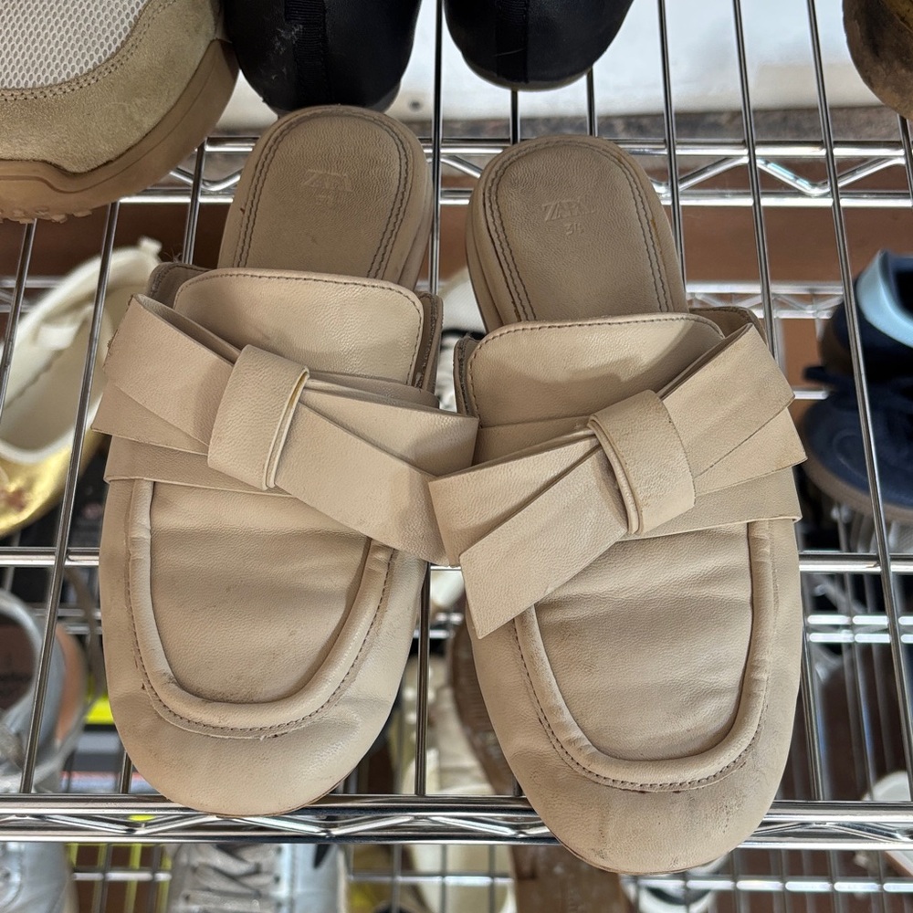 Zara Beige Bow Slide Mules